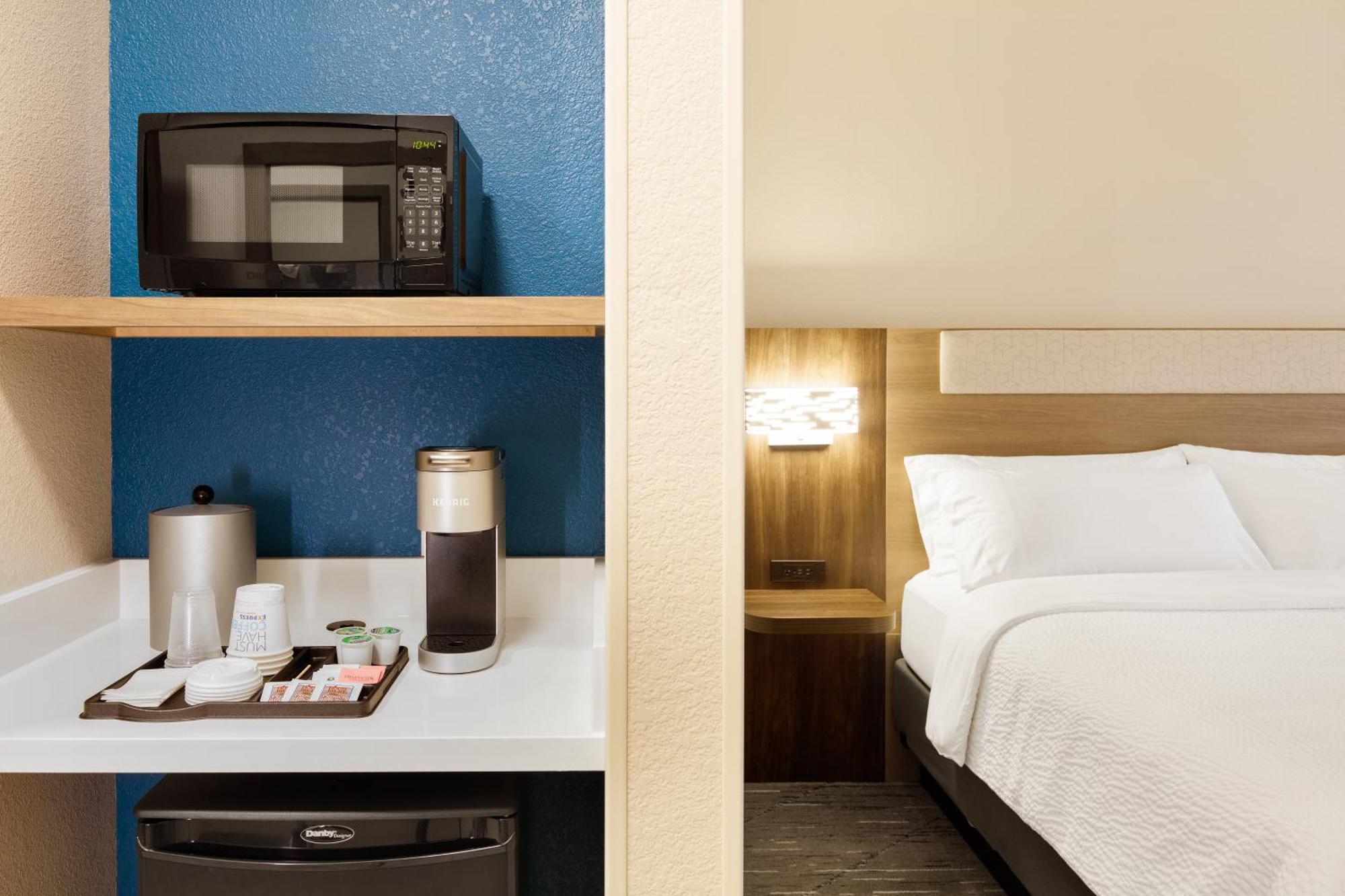 Holiday Inn Express Toledo North By Ihg Extérieur photo